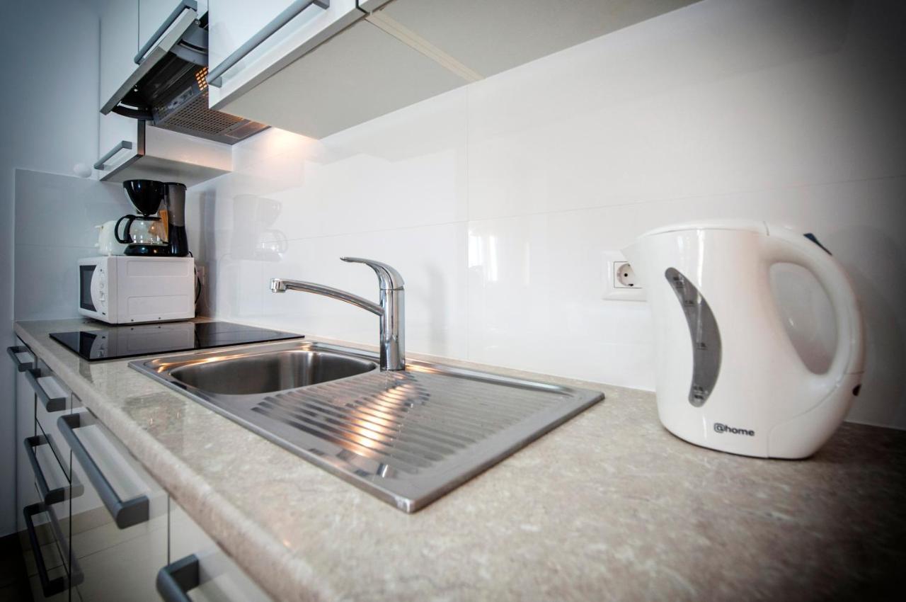Apartments And Rooms Camaiore روفينج المظهر الخارجي الصورة